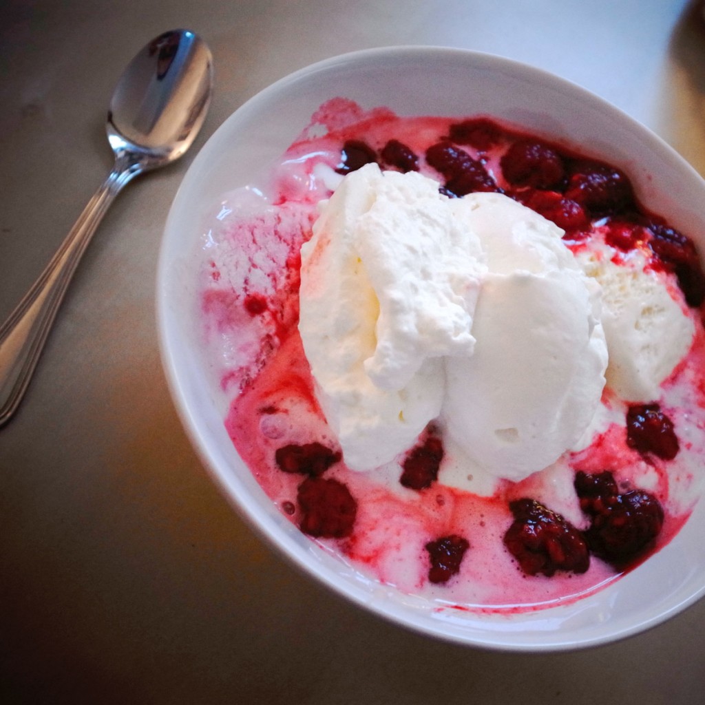 Frls. S. Heiße Liebe. mniamm... lecker!