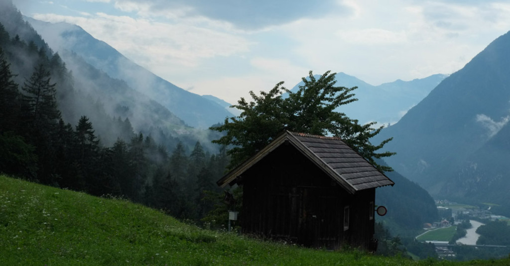 Der Blick von der Kronburg ins Inntal